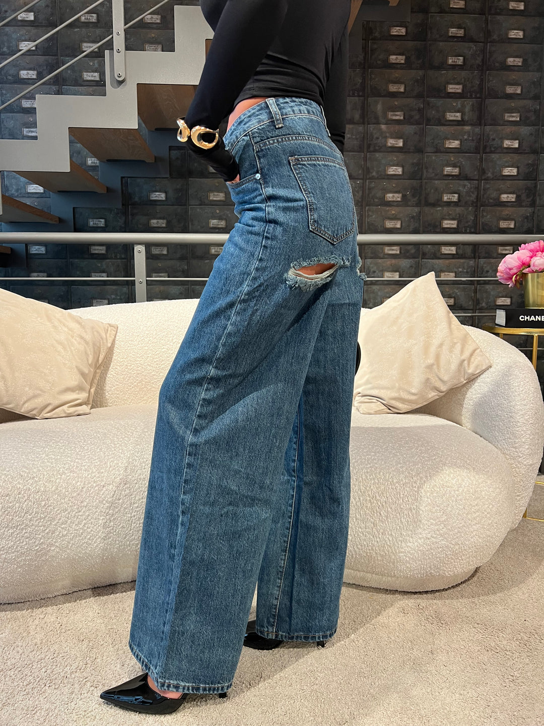 JEANS DON’T TOUCH