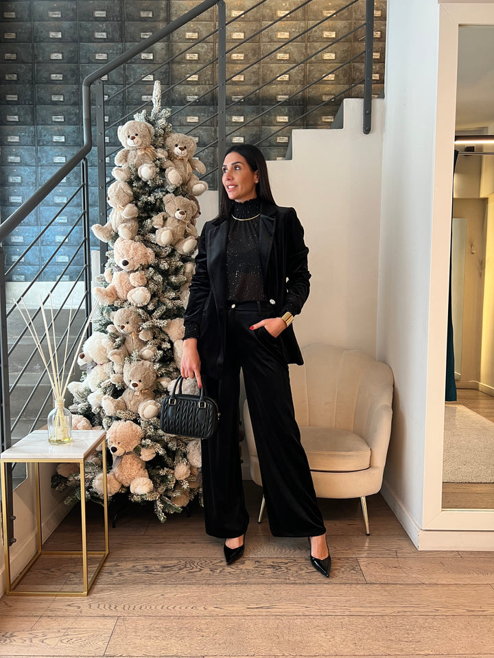 COMPLETO VELLUTO NERO