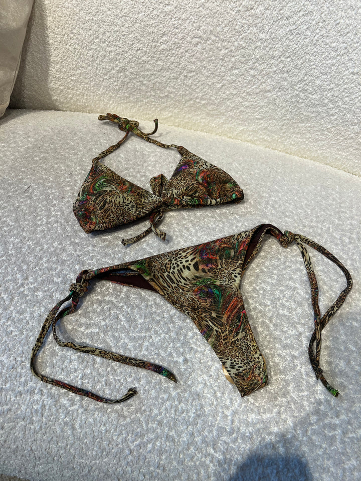 BIKINI JUNGLE