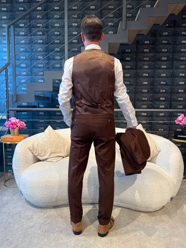 COMPLETO ELTON MARRONE