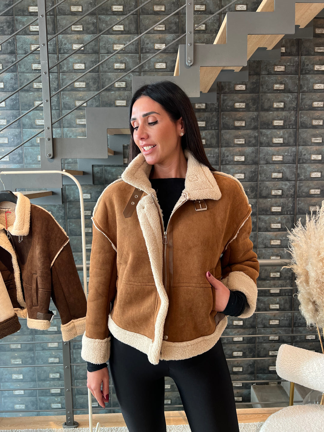 GIACCA MONTONE CORTO