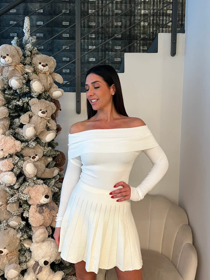 MAGLIONE SCOLLO DRITTO