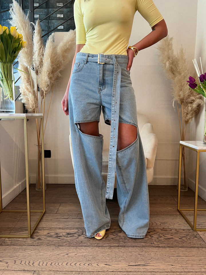 JEANS CUT OUT CINTURA