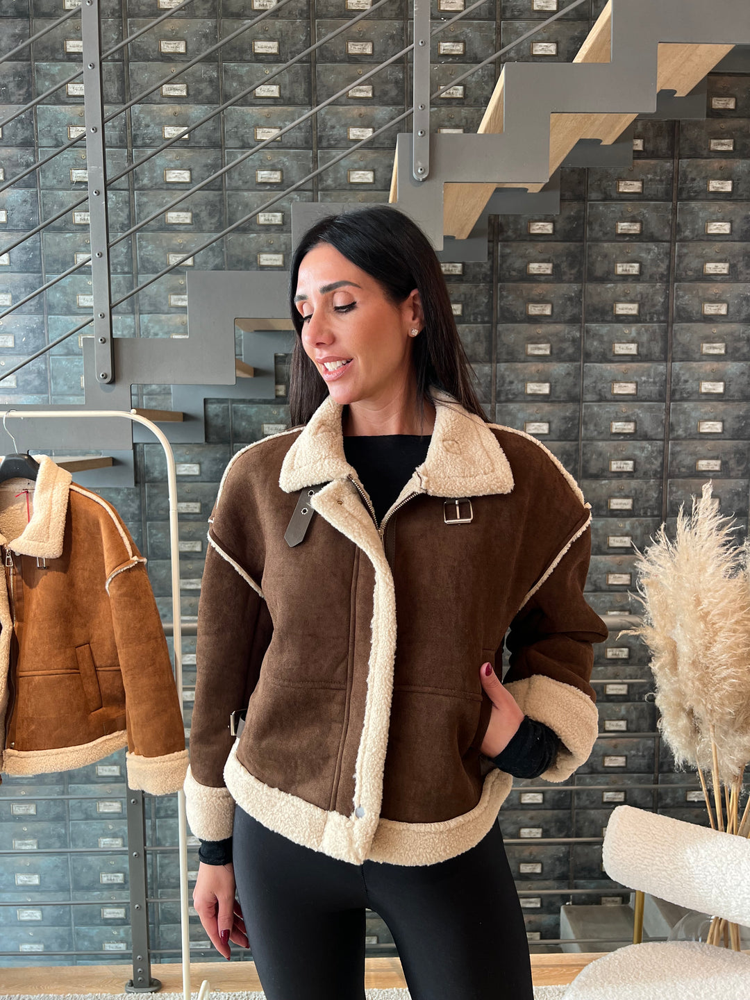 GIACCA MONTONE CORTO