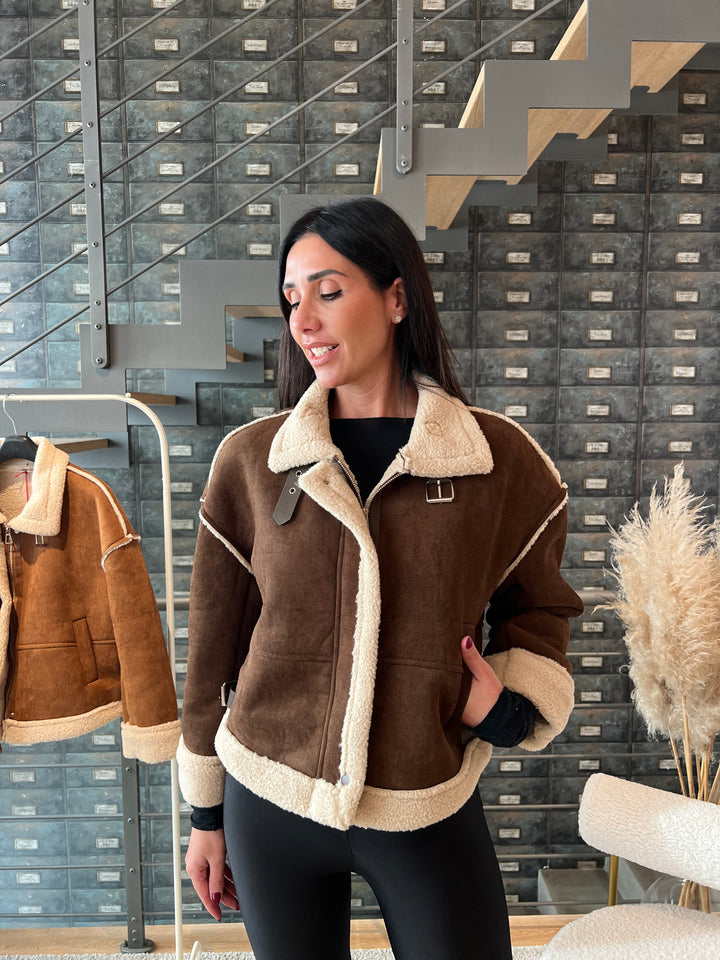 GIACCA MONTONE CORTO