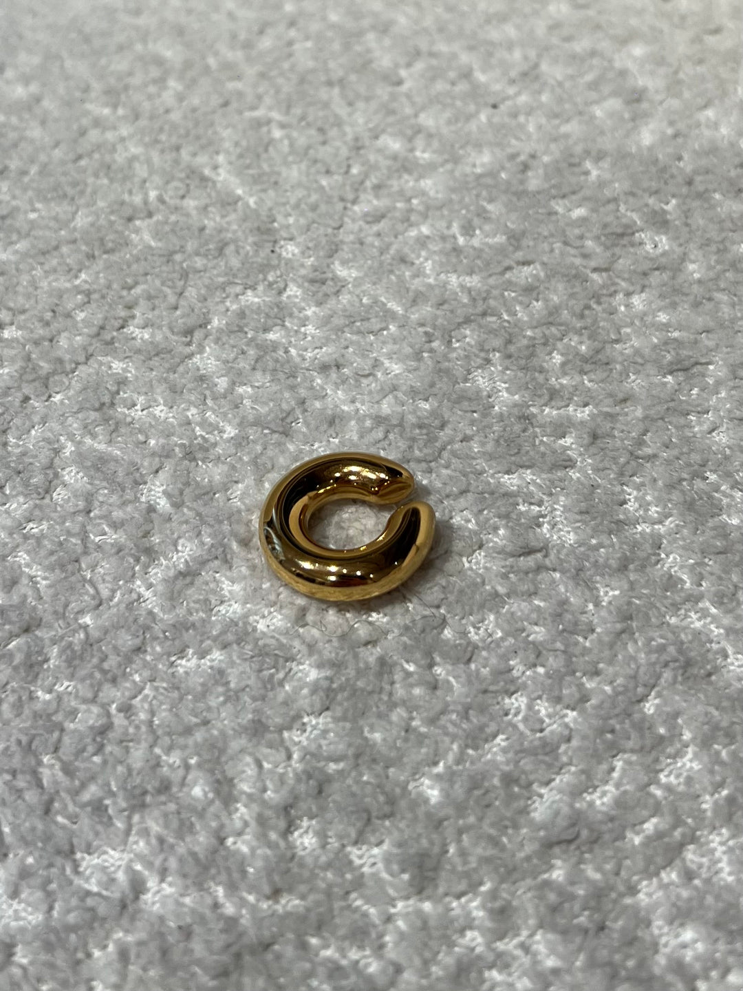 EARCUFF
