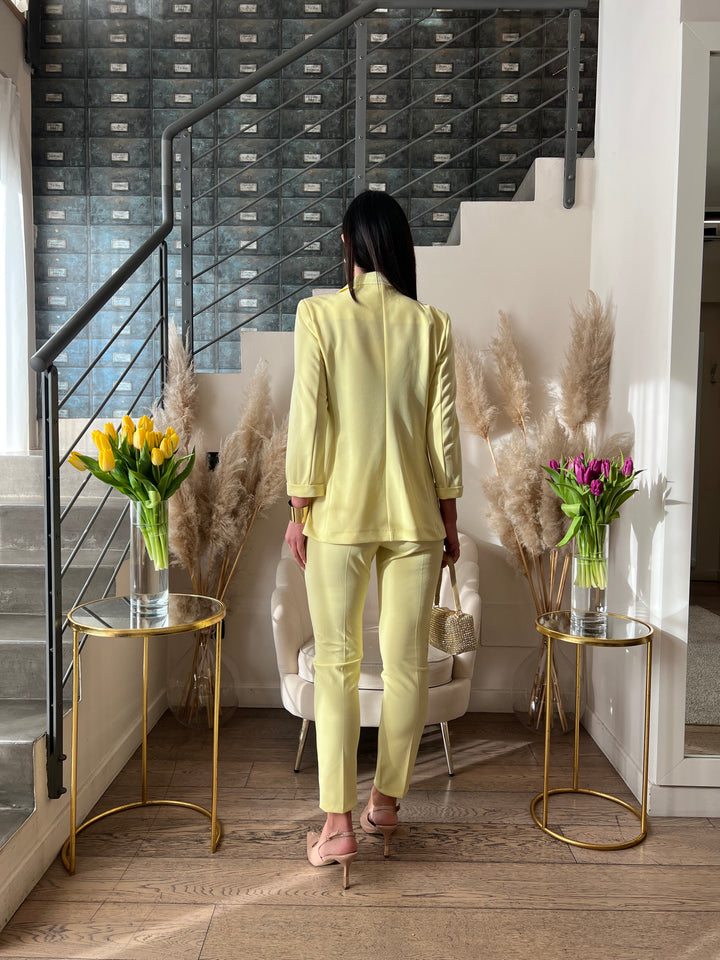 COMPLETO KELLY GIALLO