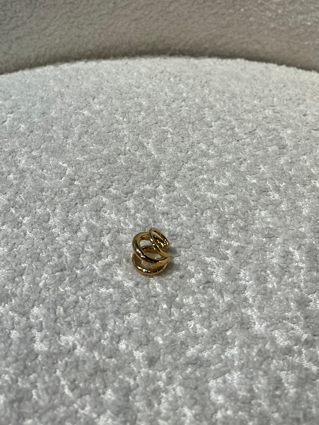 EARCUFF