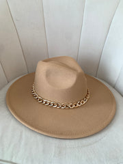 CAPPELLO CATENA