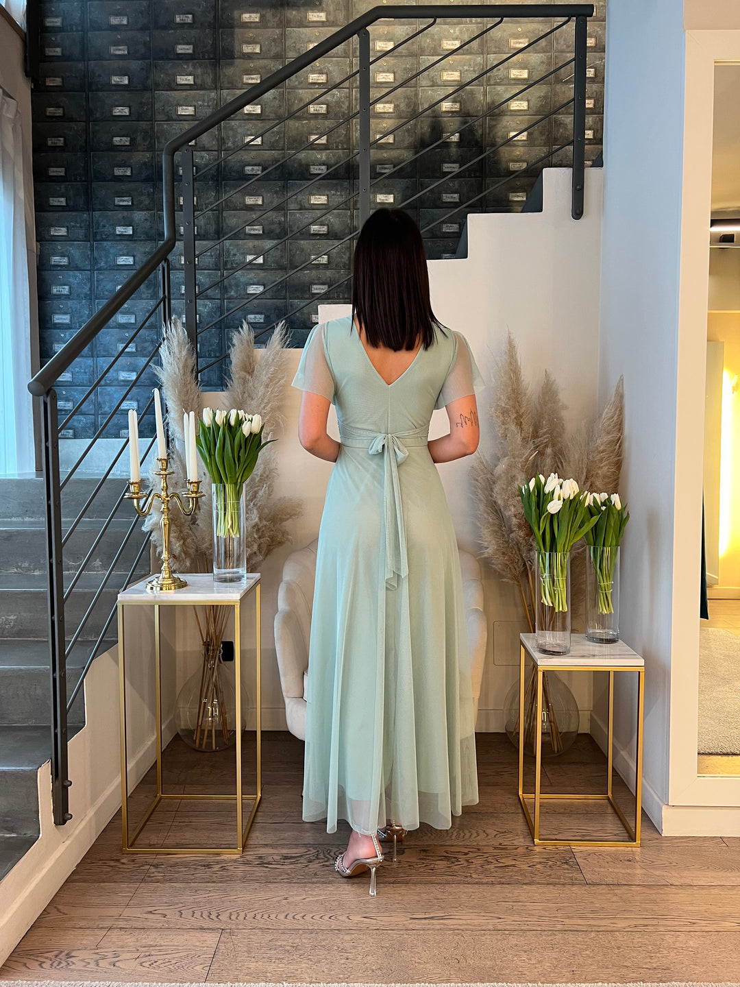 ABITO ANTONELLA ACQUA